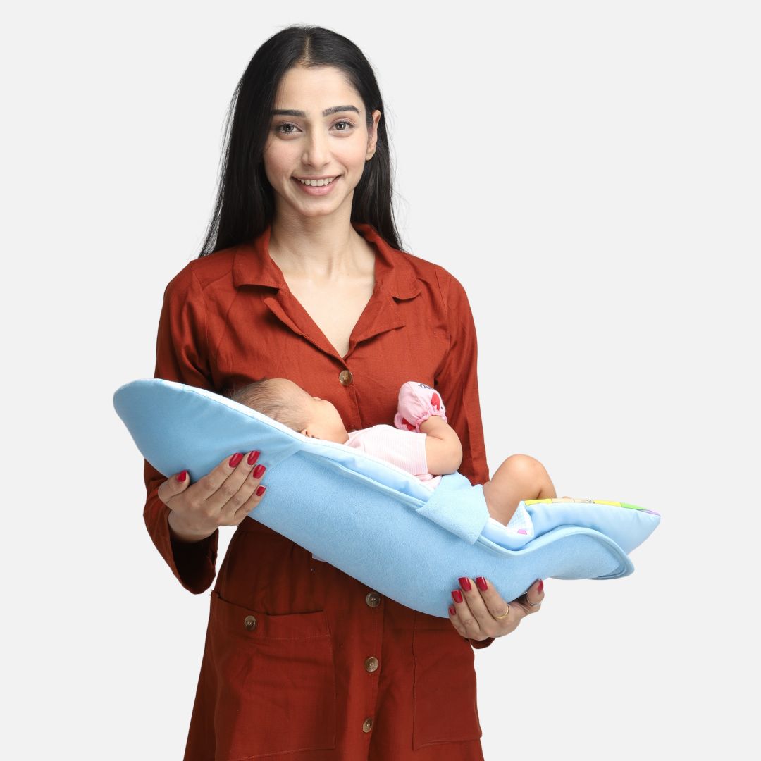 2-in-1 Infant Carrier | Feeding Pillow